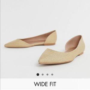 Wide Pointed flats
